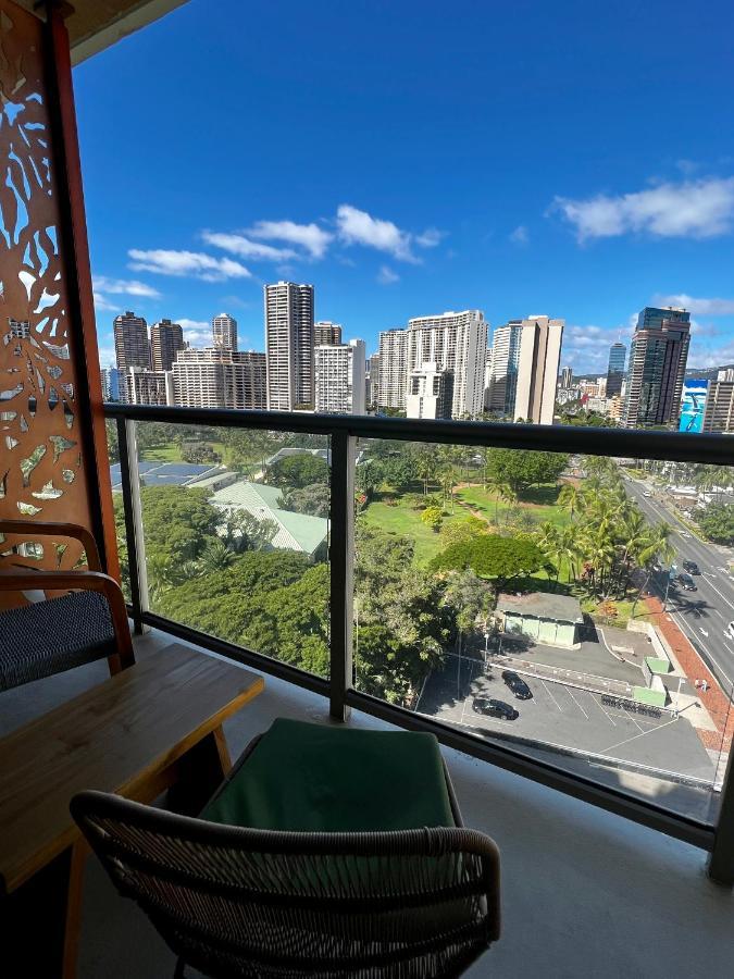 Luana Waikiki Park Views Hotel Honolulu Exterior photo